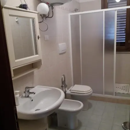 La Corte Degli Aranci * 阿祖罗港