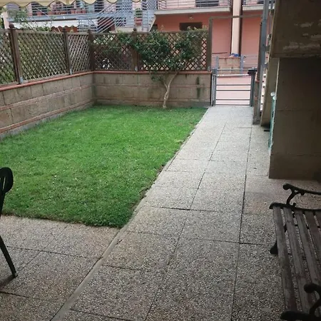 La Corte Degli Aranci 度假居 阿祖罗港